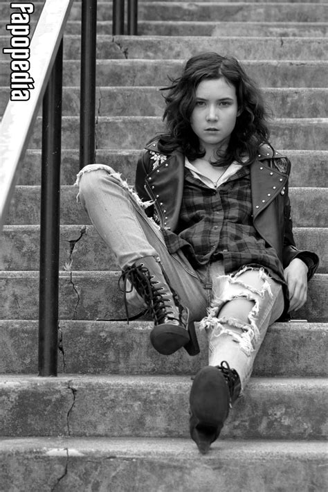 Diana Azalea Jeanette Nude Leaks - Photo #4456032 - Fapopedia