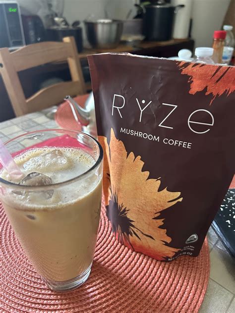 The Smooth Texture Of Ryzo Mushroom Coffee Is Surprisingly Satisfying - RYZE Superfoods