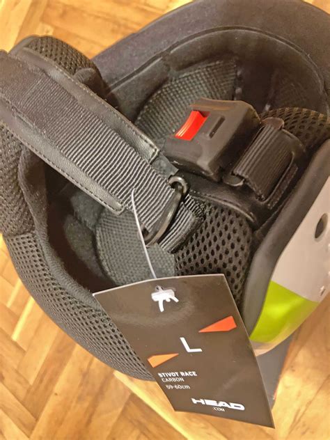 Каска за ски/сноуборд HEAD Stivot FIS Race Carbon. ЧИСТО НОВА! гр ...