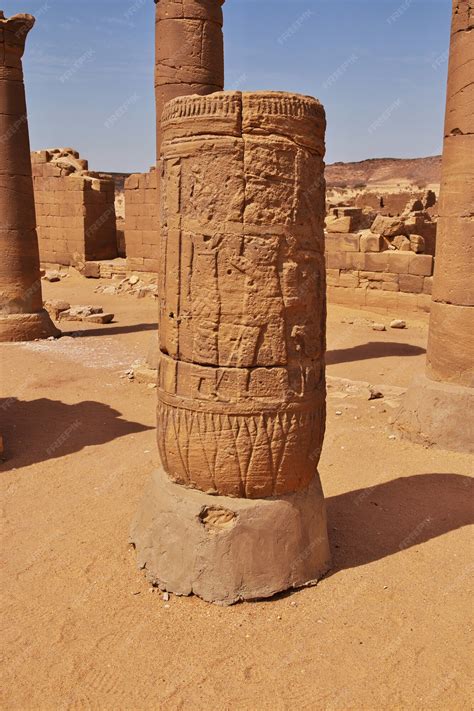 Premium Photo | Kingdom kush - the ruins of the temple in sahara desert