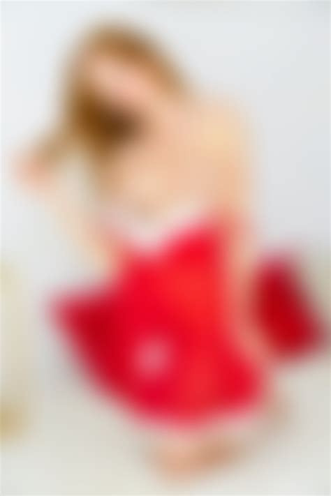 Rinna Ly : GlamourModel