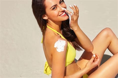 The Ultimate Guide To Choosing The Best Sunscreen For Dry Skin