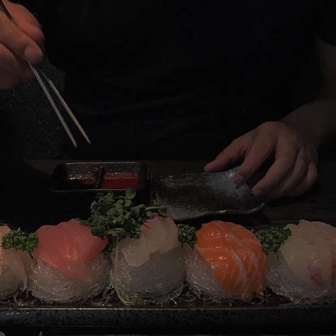 𝐦𝐢𝐢𝐥𝐤𝐲𝐩𝐥𝐮𝐦𝐬 | Night aesthetic, Dark aesthetic, Aesthetic food