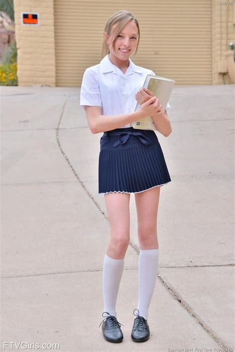 Aubrey Star : r/CelebrityDresses