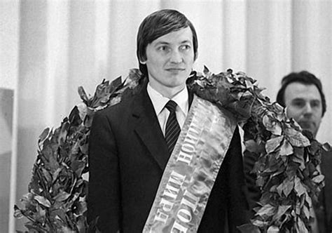 Анатолий Карпов: двенадцатый чемпион мира по шахматам