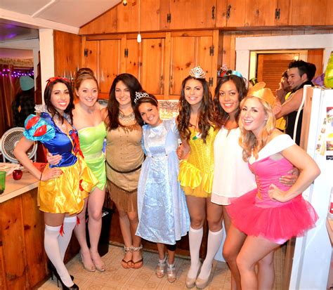 disney princess costumes! group costume idea | Princess halloween ...