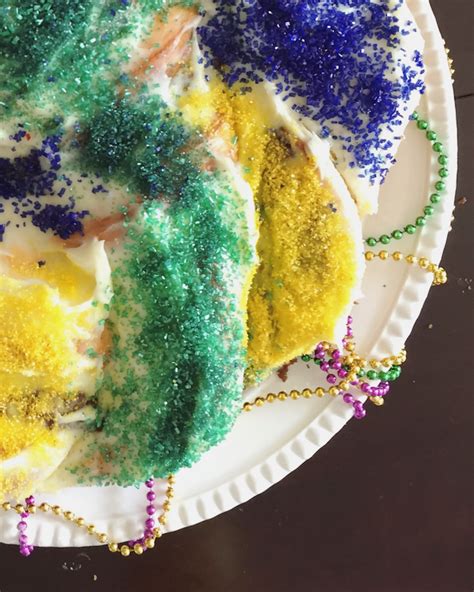 Easy King Cake Recipe - Rockin Mama™