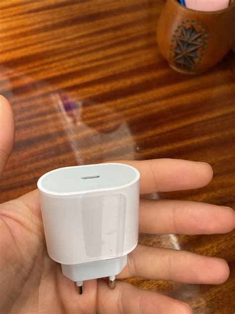 Блок для быстрой зарядки от айфона (fast charge) 20W