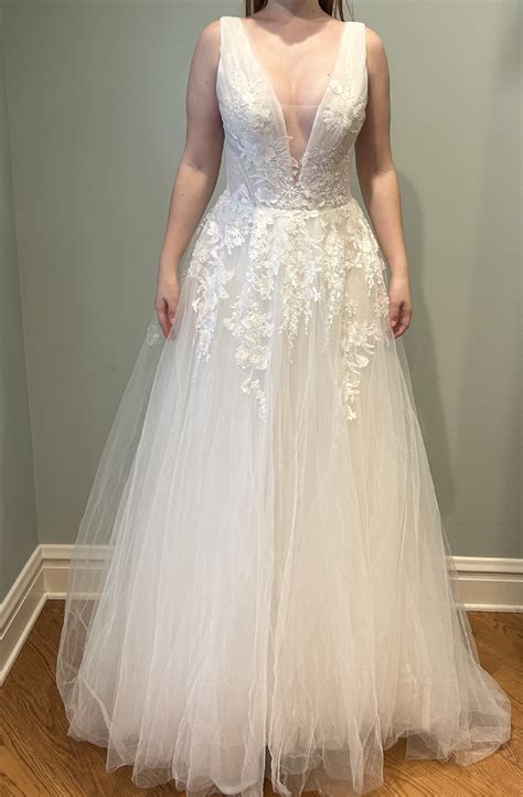 Romantic Bridals New Wedding Dress Save 80% - Stillwhite
