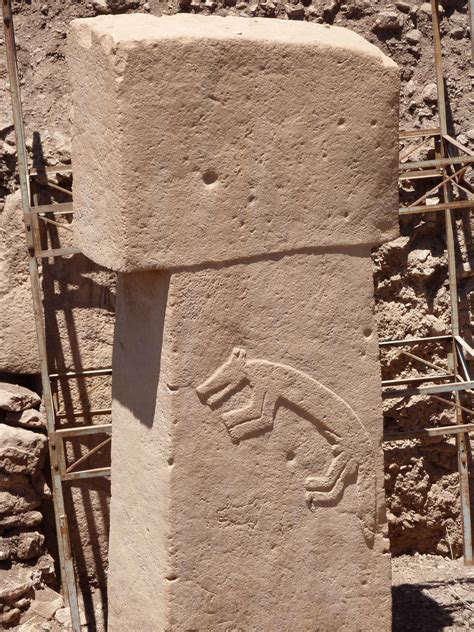 Göbekli Tepe, Pillar with Sculpture of a Fox - World History Encyclopedia