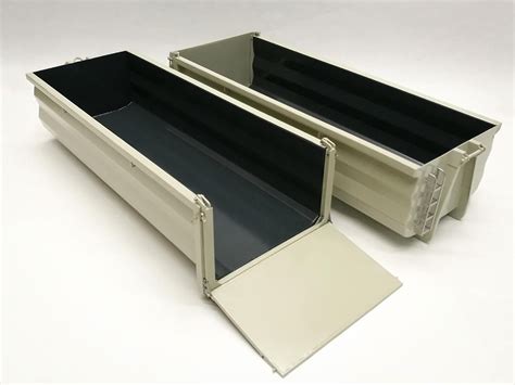 Colour RAL 7032 / Pebble grey (Grey shades) | RAL colour chart UK