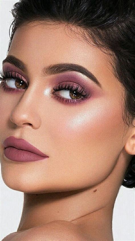 Пин на доске makeup | Макияж для голубых глаз, Макияж своими руками ...
