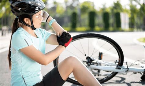 14 Most Common Causes of Bike Crashes and Ways to Avoid