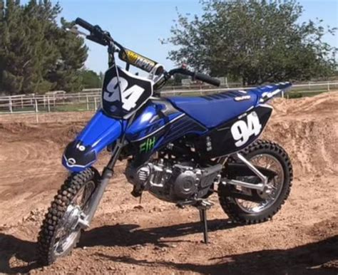 How Fast Does a 110cc Dirt Bike Go? [Answered] | BikersRights