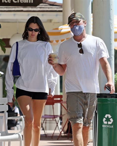 Nhan sắc cô gái thứ 10 ở độ tuổi U25 hẹn hò với Leonardo DiCaprio