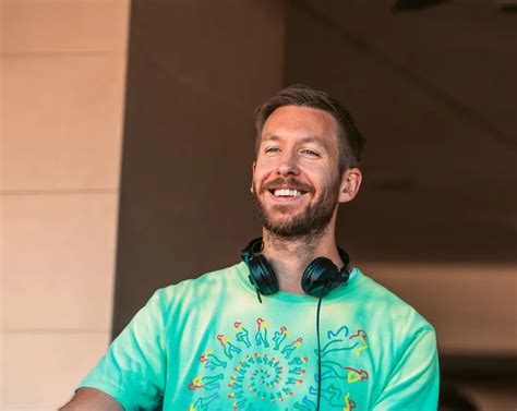 Après presque 10 ans d'absence, Calvin Harris sera enfin de retour en ...