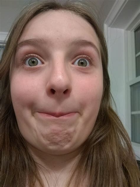 ishowspeed face trying not to laugh 4