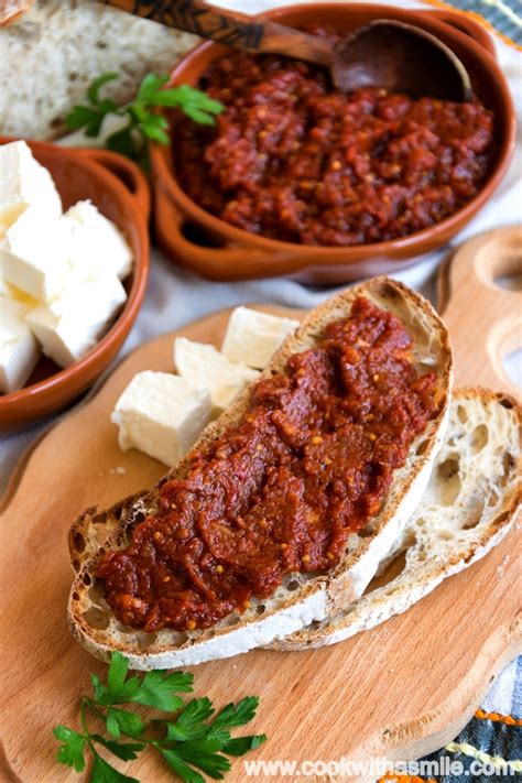 Домашна лютеница - традиционна, селска, едросмляна и вкусна