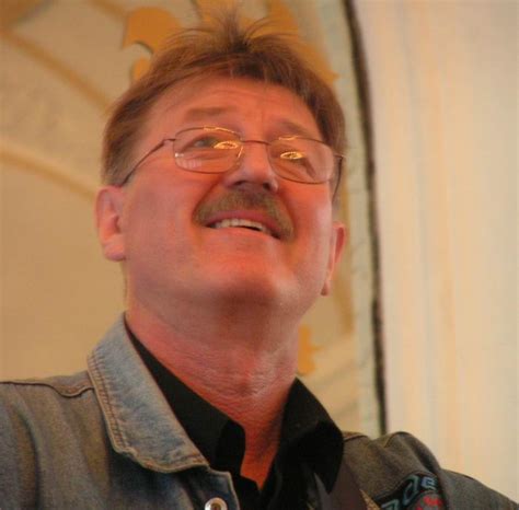 Энвер Измайлов выступил с новой программой в Центре татарской культуры ...