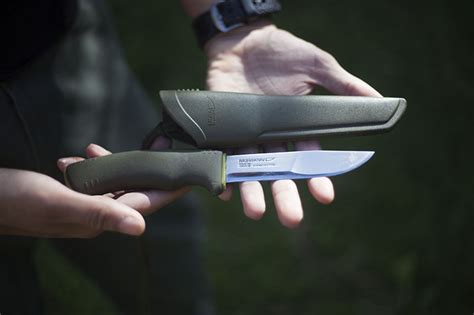 Mora 2010 Bushcraft Forest Knife Review