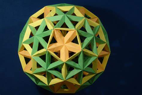 3 D Geometric Origami Modular Polyhedra 3