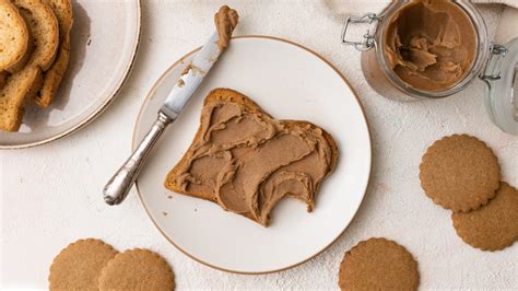 Homemade Speculoos Cookie Butter Recipe