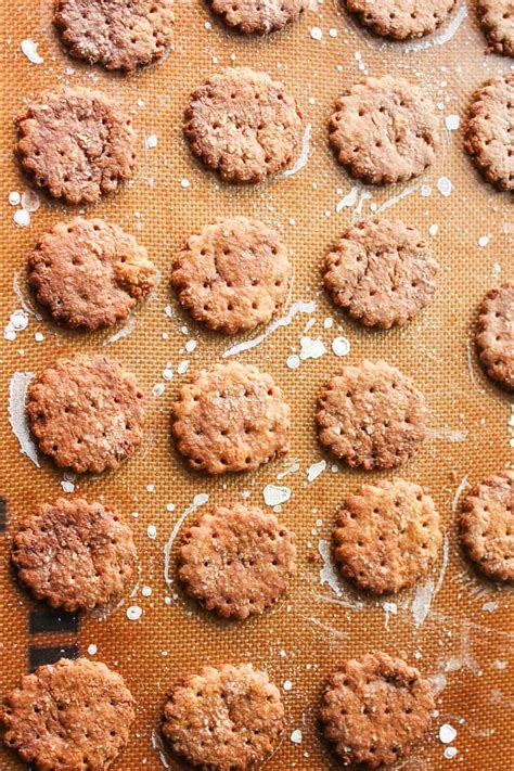 Homemade Whole Wheat Pretzel Crackers | Good. Food. Stories.