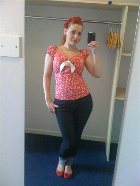 Le Curvy Kitten: Collectif FTW!