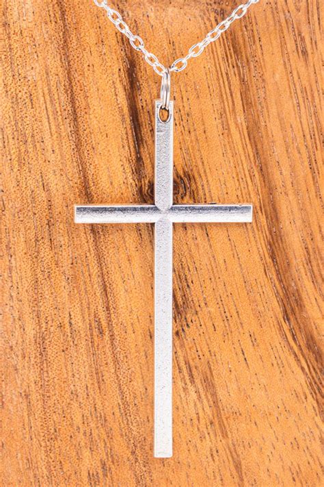 Plain Silver Cross Necklace (Gift) | Answers in Genesis