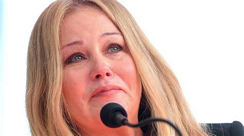 Christina Applegate, 52, shares devastating health update amid MS ...