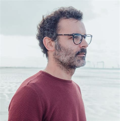 Men are debating the best hairstyles for balding guys this year