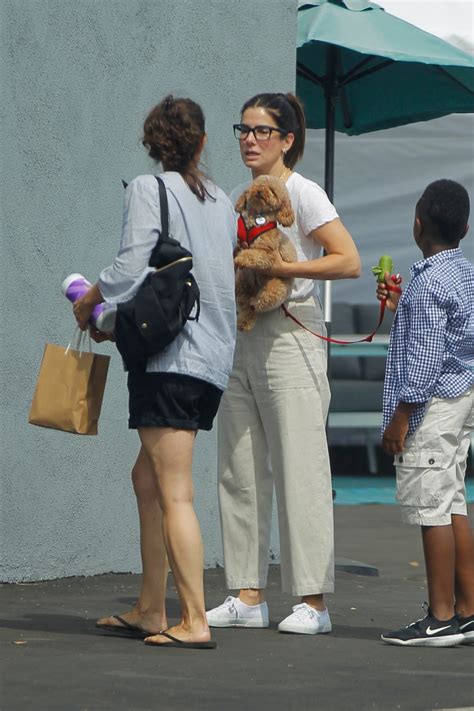 Sandra Bullock No Makeup Photos: Bare-Faced Pictures | Closer Weekly