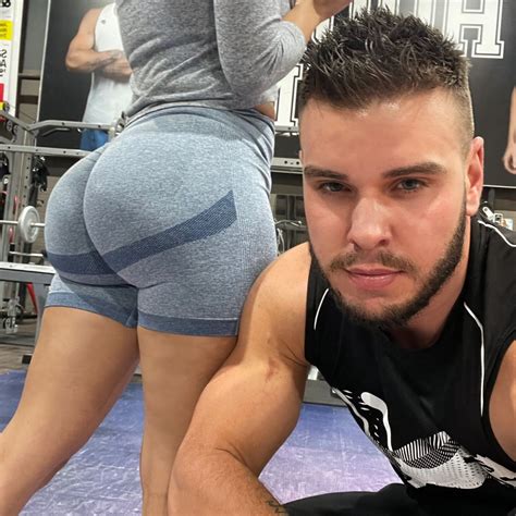 About - Sam Hook Booty