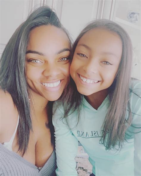 Aaron Hernandez Vriendin Aaron Hernandez Death Officially Ruled