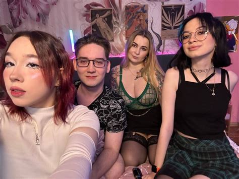 NickAnny Stripchat webcam model - profile & free live sex show ...