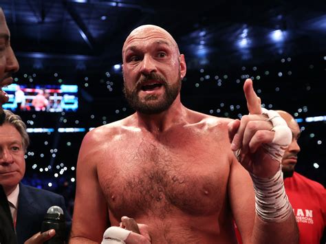 Tyson Fury Falls Drunkenly From Bar Face First Onto Concrete 6