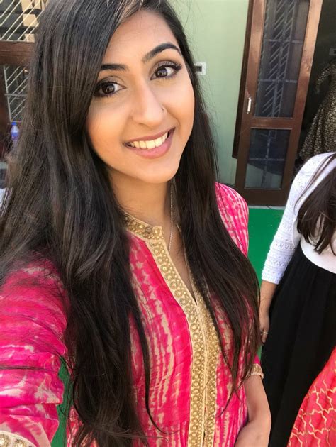 hot girls1 - hot desi babes