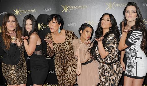 Todas las hermanas Kardashian-Jenner se reúnen en una nueva y polémica