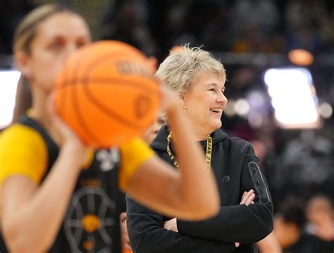 Photos: Iowa women's basketball practices ahead of South Carolina game