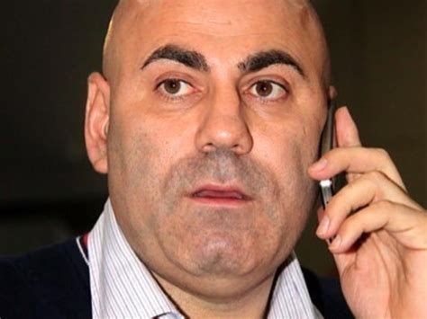 Создать мем "пригожин и пугачев, иосиф пригожин и шнуров, пригожин ...