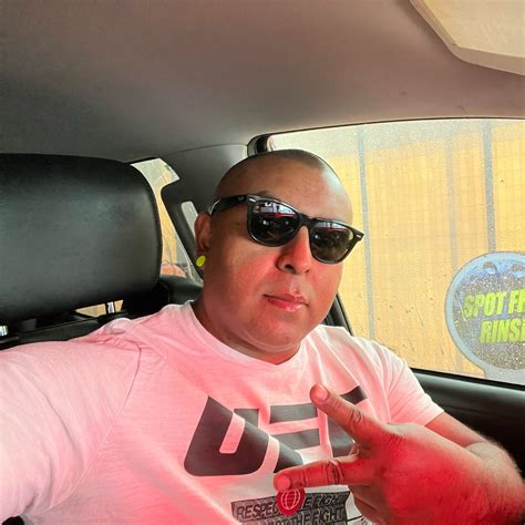 CYBERJAPAN DANCERS - こんばんは ︎ 先日の特典会で販売された2019年夏ビキニTシャツとタオル、キーホルダーが