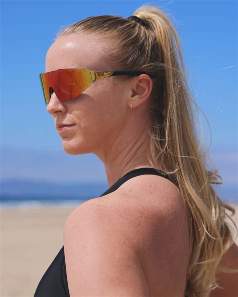 Sara Hughes (@sarahughesbeach) • Instagram photos and videos