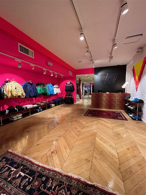 Retail Store Cleaning - Gleem Commercial Cleaning Service