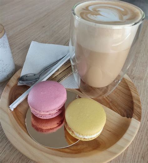Кава лате латте latte coffe | Ethnic recipes, Food, Glass of milk