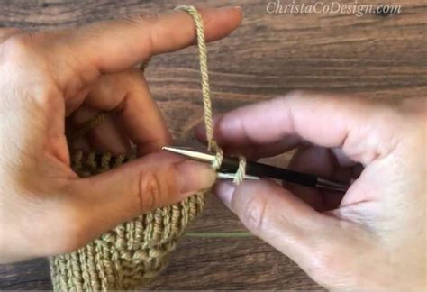 How to Bind Off in Pattern for Seed Stitch - ChristaCoDesign