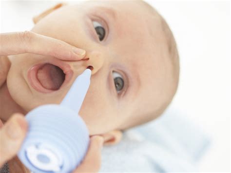 Bebe Com Dor De Ouvido - Otite e dor de ouvido no bebê: sintomas e tratamento | BabyCenter
