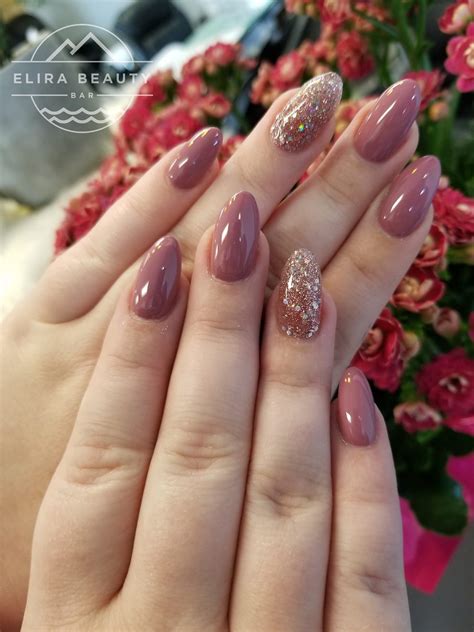 simple almond nail designs 4