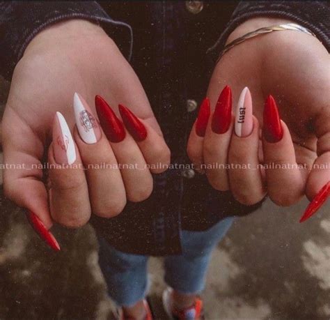 Pin de ♐︎ em гвозди | Unhas bonitas, Unhas desenhadas, Unhas pretas