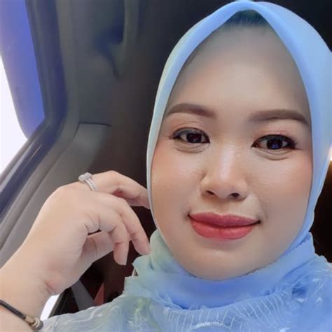 Astri Astriani (@astriastriani) on Threads