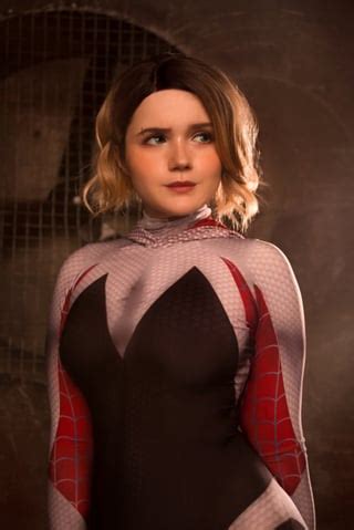 Gwen Stacy by Neyrodesu : r/Spiderman